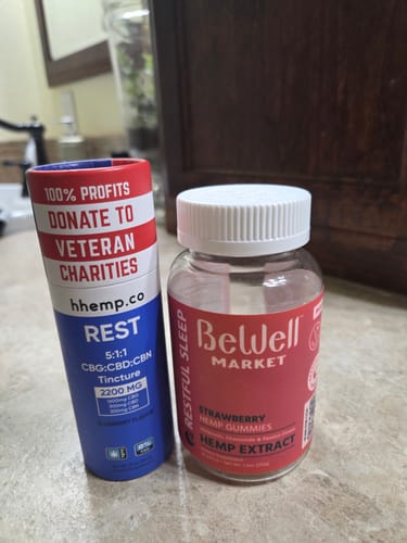 Customer photo review of BeWell Hemp Extract Gummies
