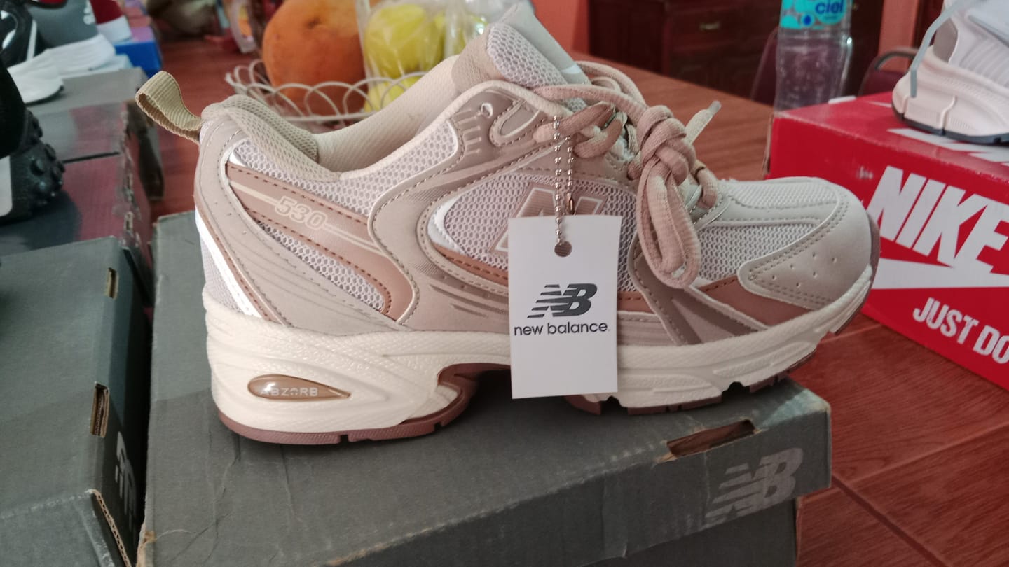 Customer photo review of Tenis New Balance 530 Ostion 1.1 Premium