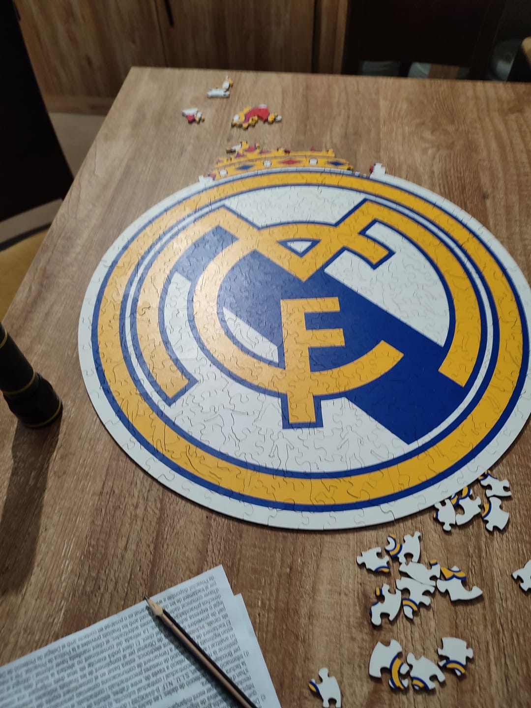 Customer photo review of Real Madrid CF® Logo - Puzzle de Madera