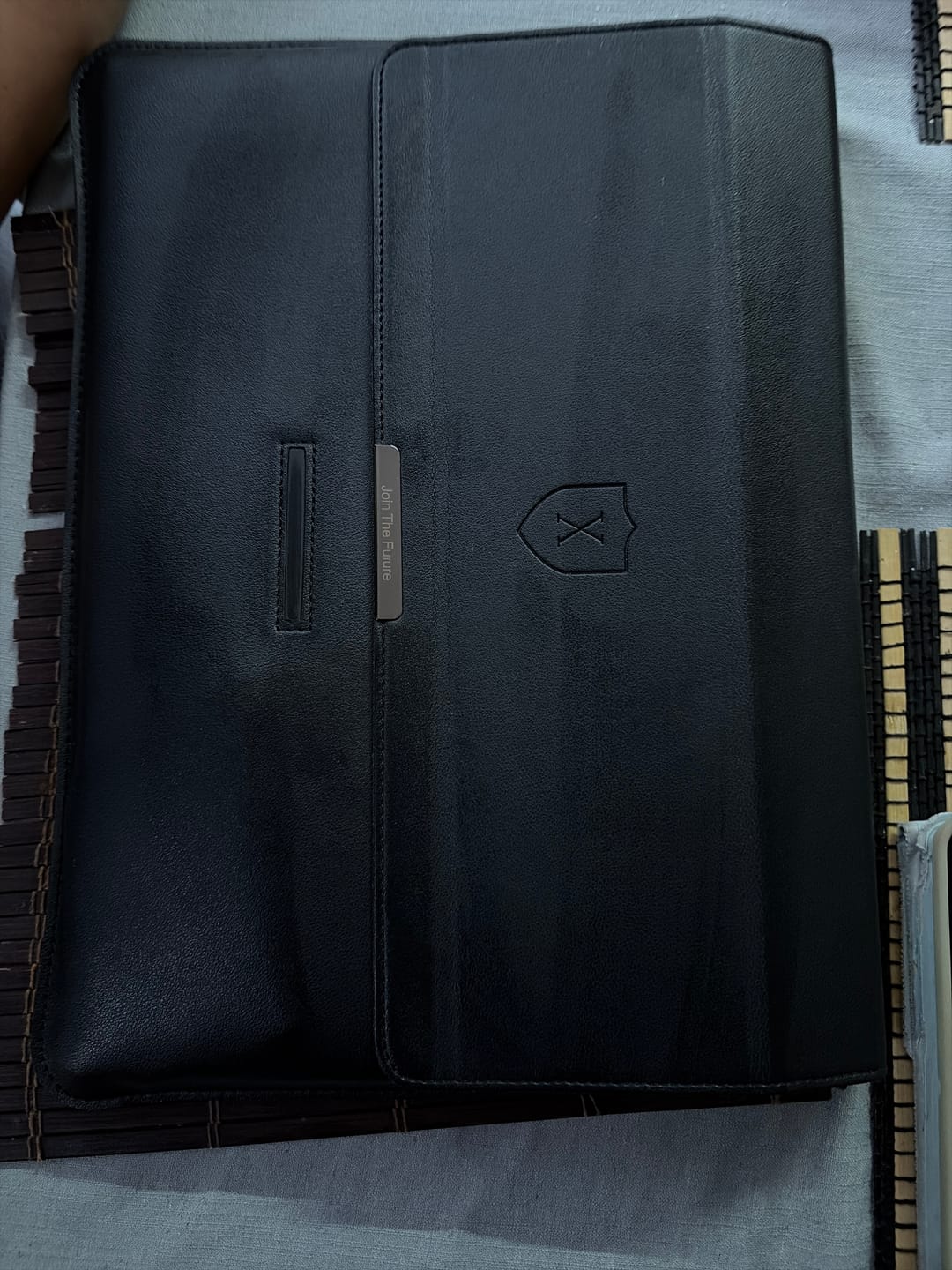 Customer photo review of Funda Notebook Smart Workstation