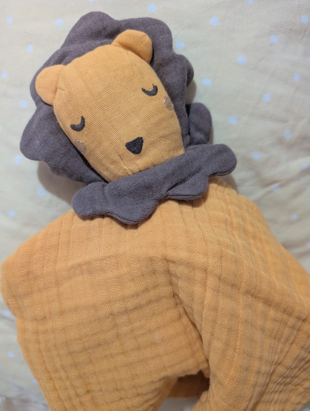Customer photo review of Golden Lion Organic Baby Comforter