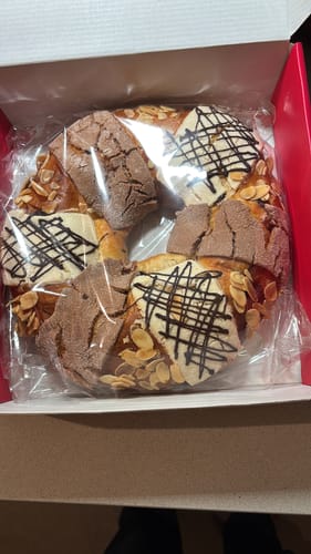 Customer photo review of Rosca de Reyes