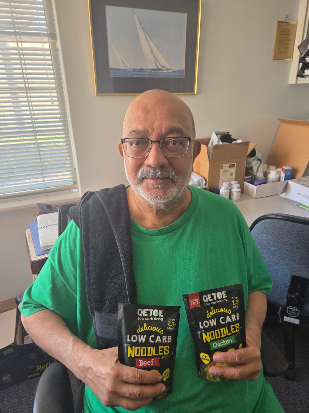 Customer photo review of Qetoe Low Carb Instant Noodle Pack - 2x Chicken and 2 x Beef Flavour Packs