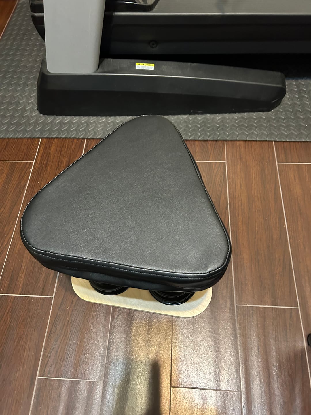 Customer photo review of Hunkerin Stool