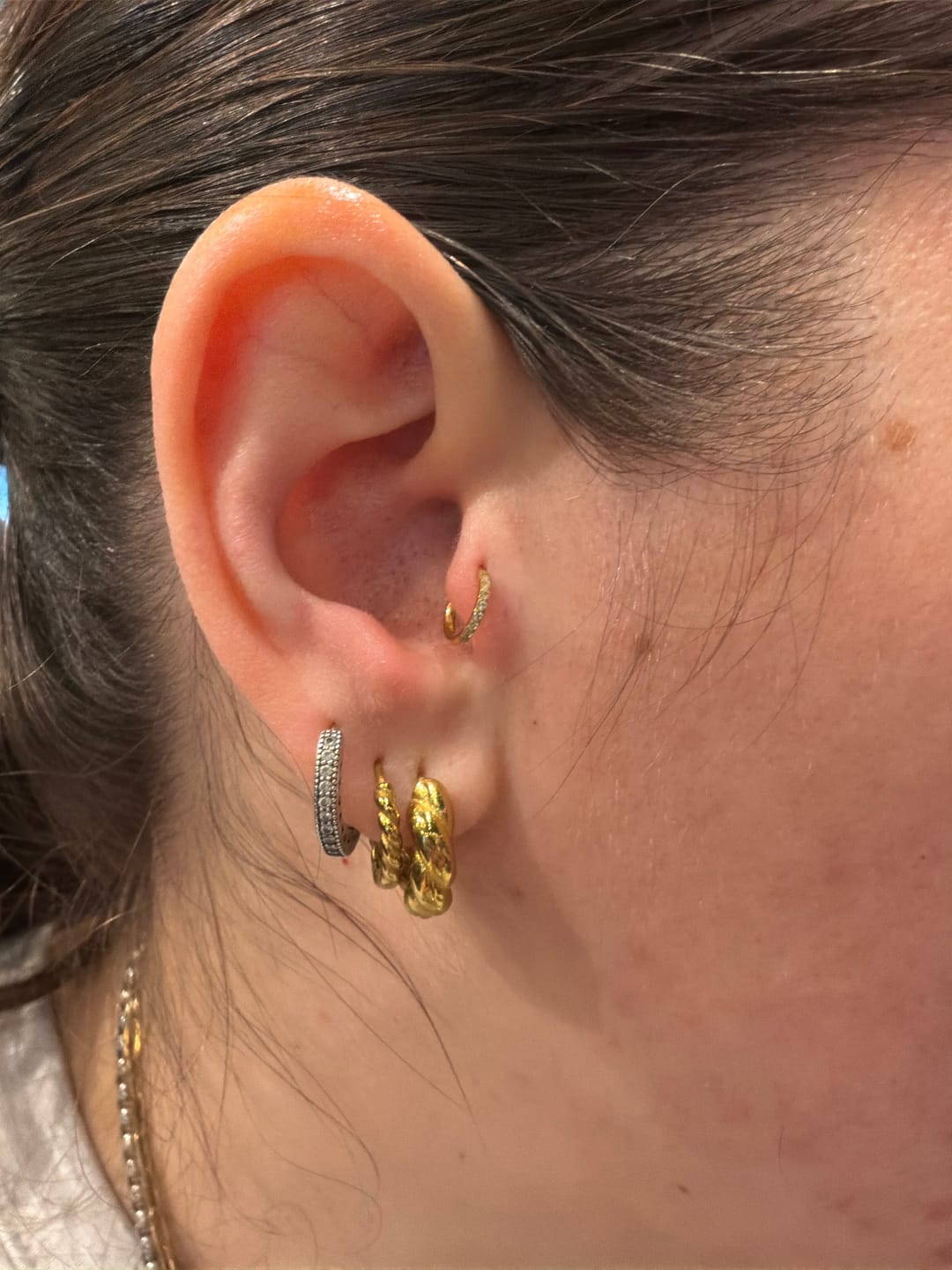 Customer photo review of Eternity Pavé Clicker Gold