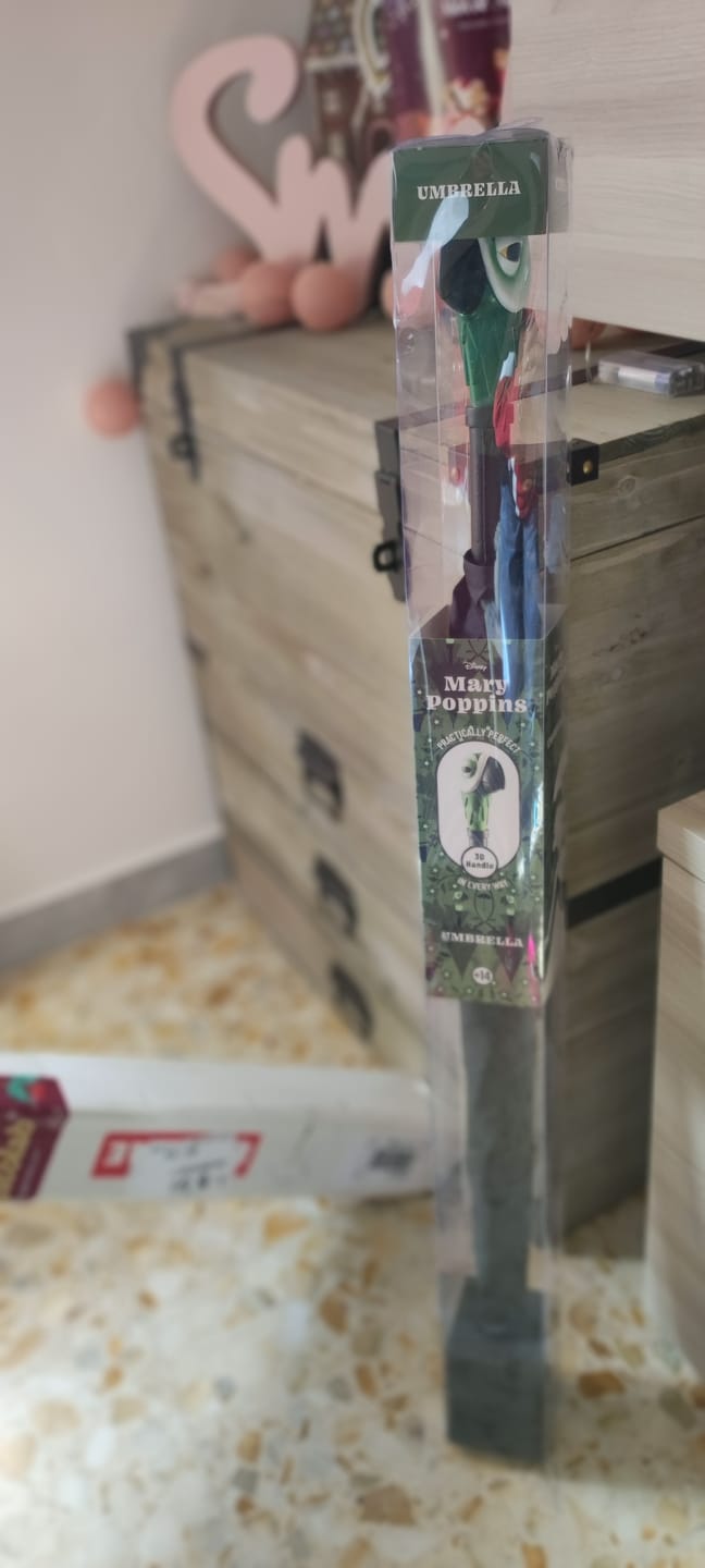 Customer photo review of Disney: Mary Poppins - Ombrello