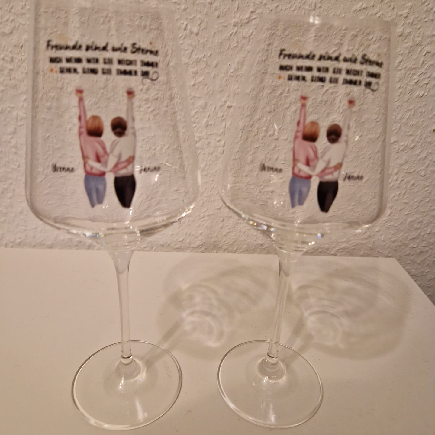 Customer photo review of Best Friends Forever - Personalisiertes Weinglas