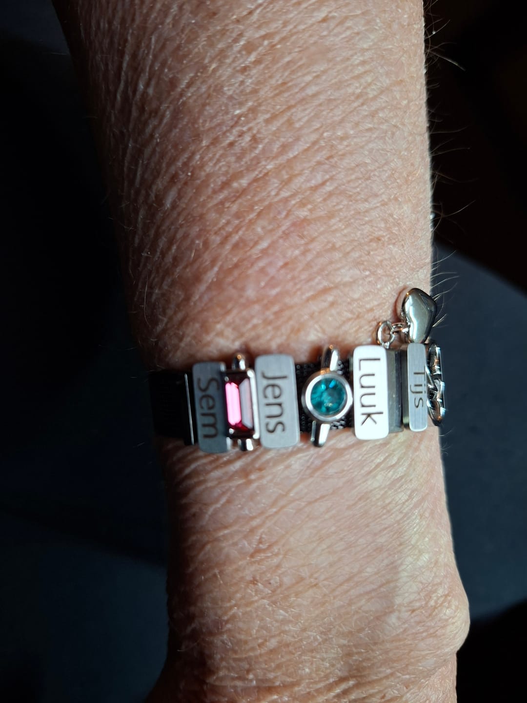 Customer photo review of Mesh charm name silver