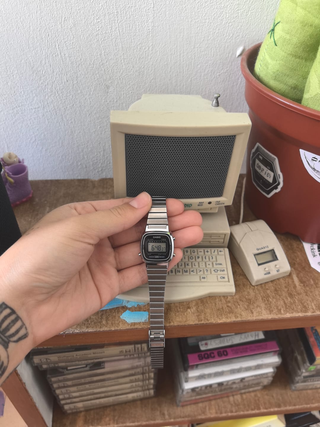 Customer photo review of Reloj Casio Vintage LA670WA-1DF Plateado Mini