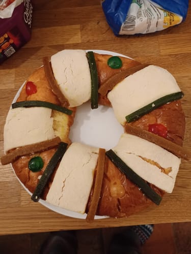 Customer photo review of Rosca de Reyes
