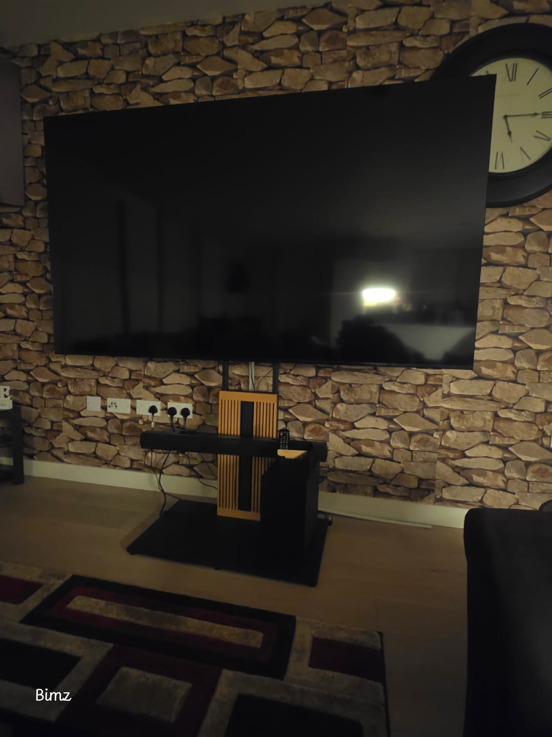 Customer photo review of ZEN FT88 Floor TV Stand