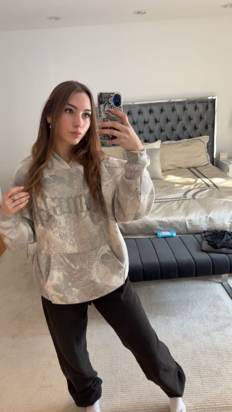 Customer photo review of W5168 - Camo Bling Hoodie