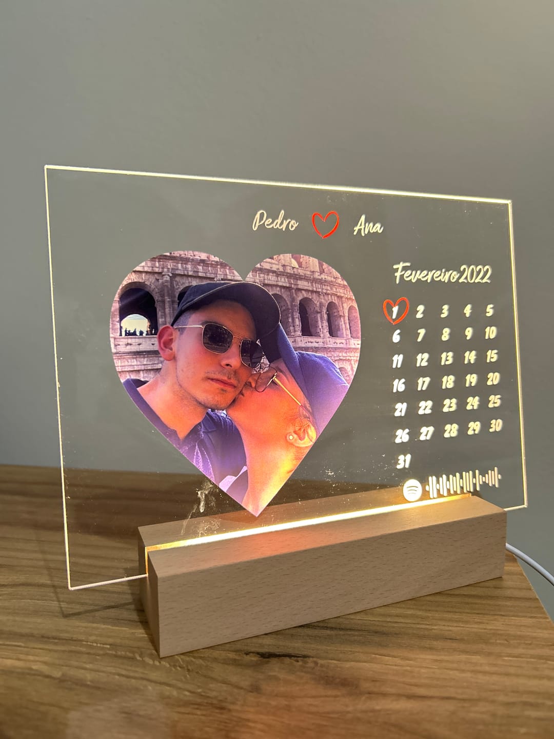 Customer photo review of Placa Dia Especial no Calendário - Personalizado