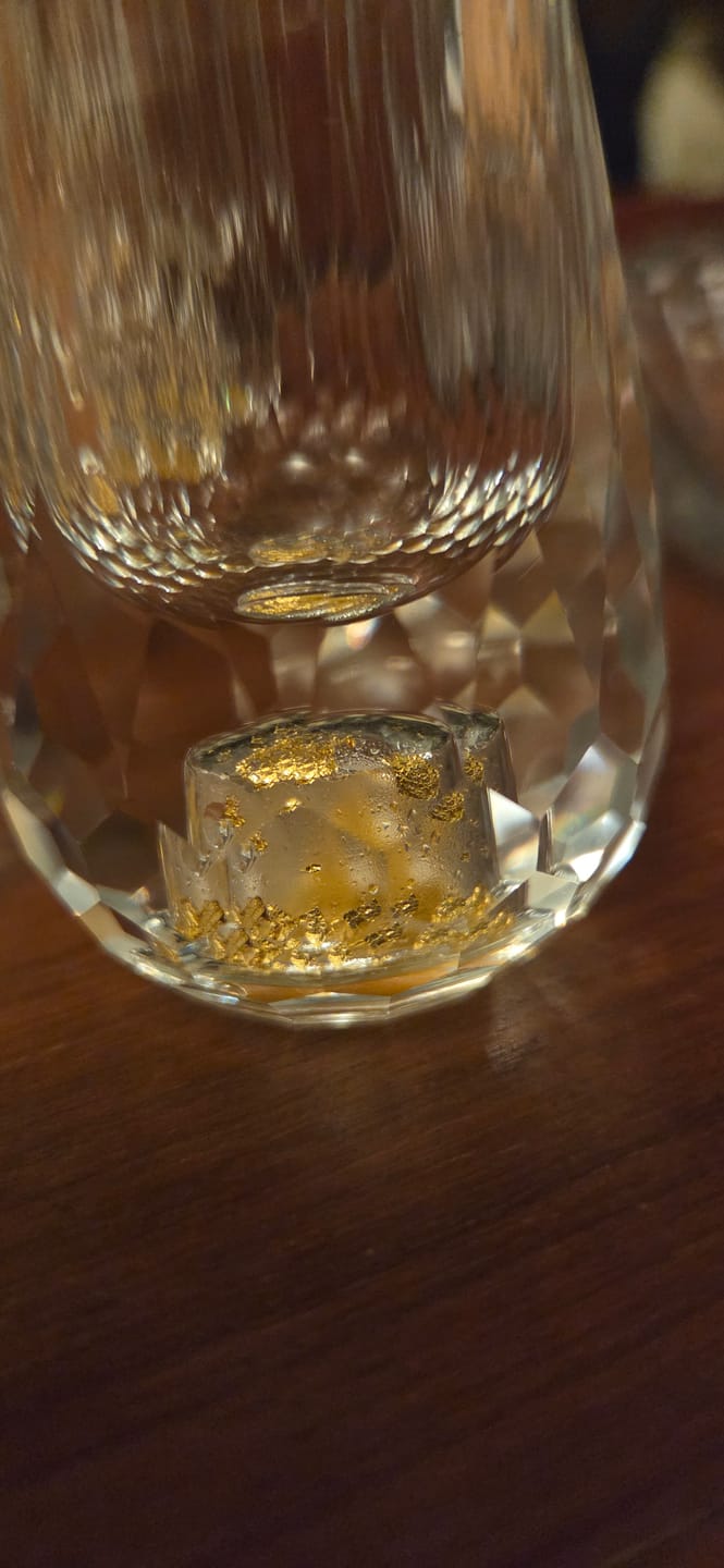 Customer photo review of Kin – Japanese Gold Foil Glass (1+1 Free)