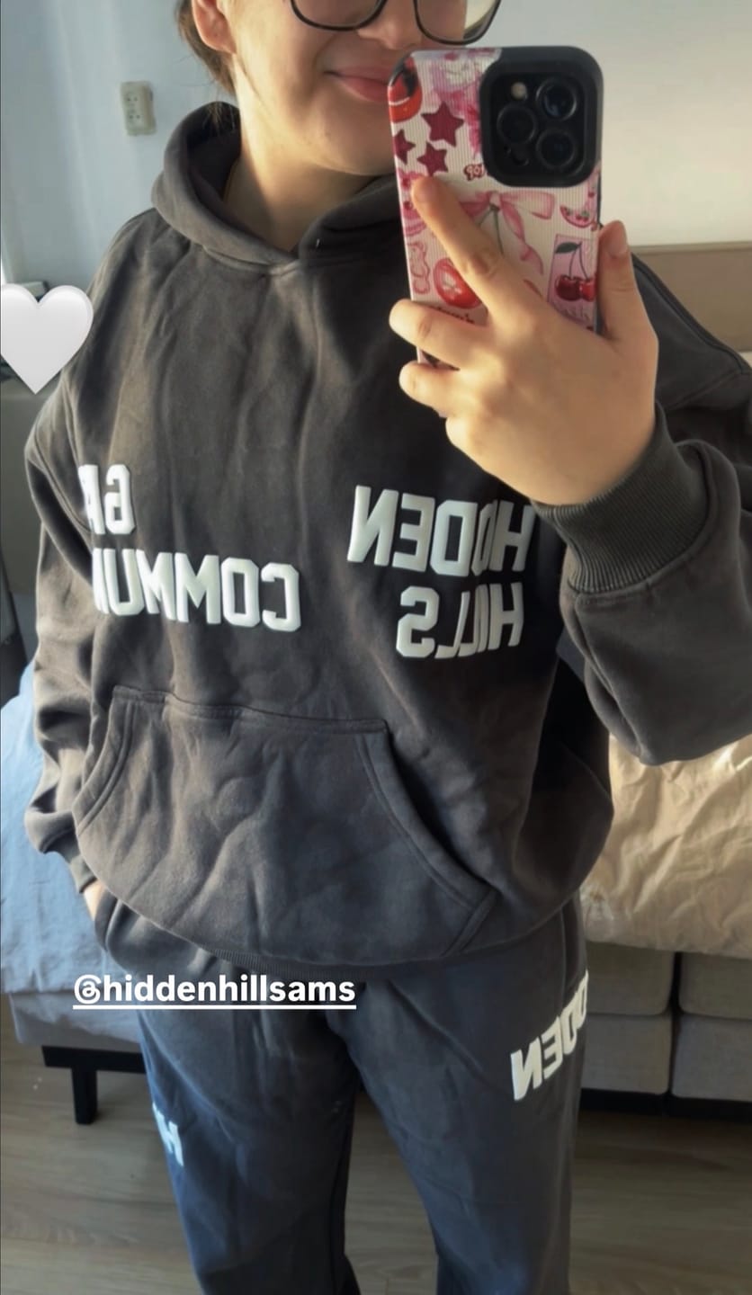 Customer photo review of GATED COMMUNITY HOODIE DARK GREY