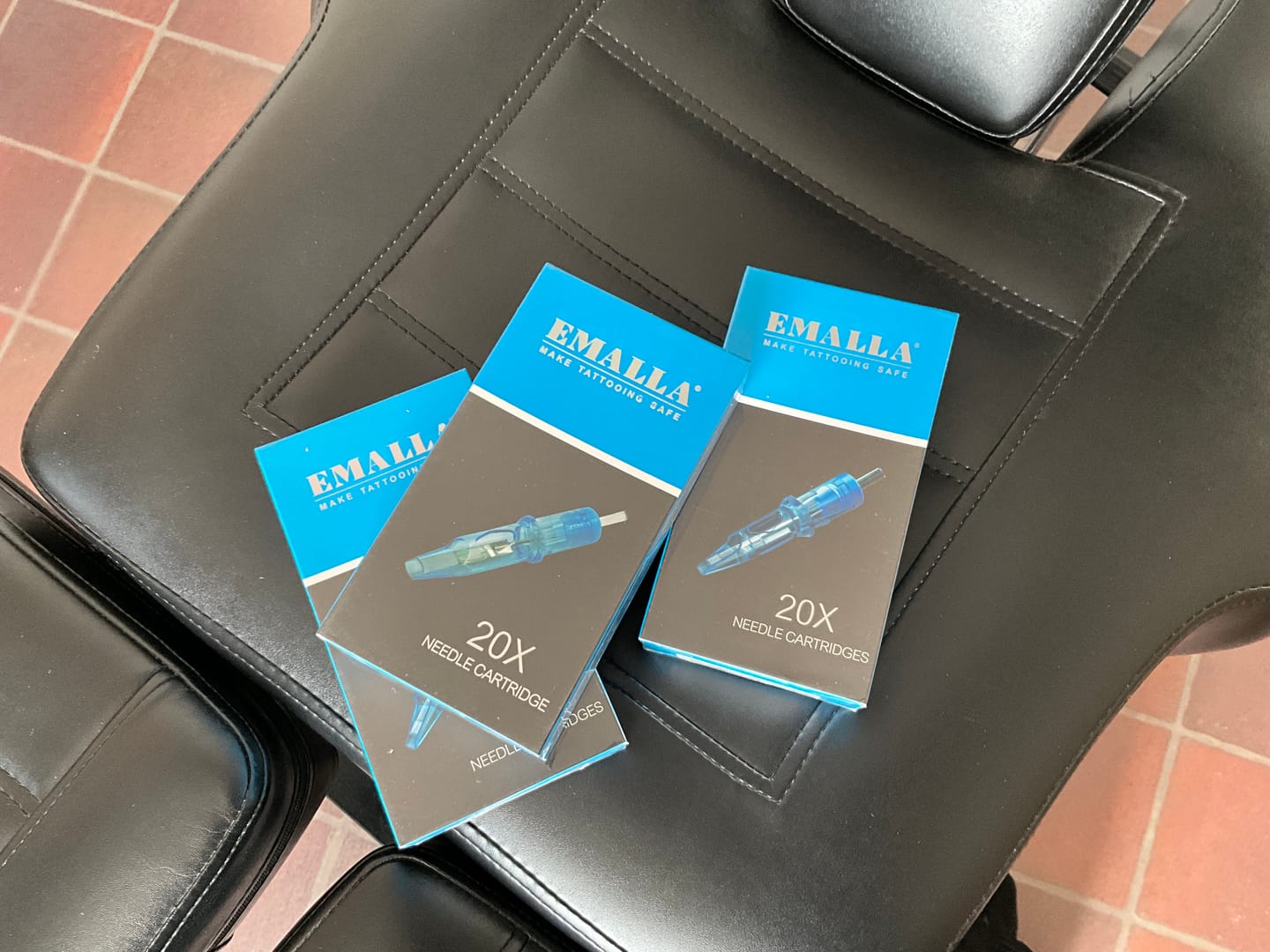 Customer photo review of EMALLA Eliot Pro Tattoo Cartridge Needles Magnum (Box of 20)