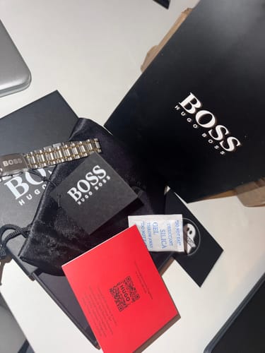 Customer photo review of Brazalete Hugo Boss