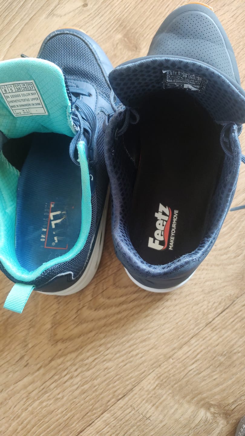 Customer photo review of Feetz®  The Red one