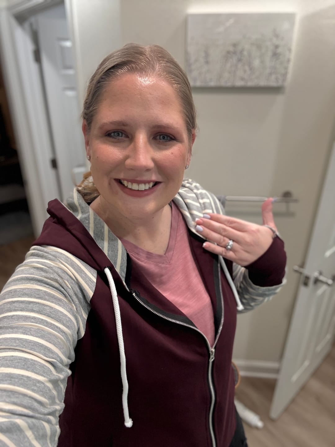 Customer photo review of Ellie Floral Pullover