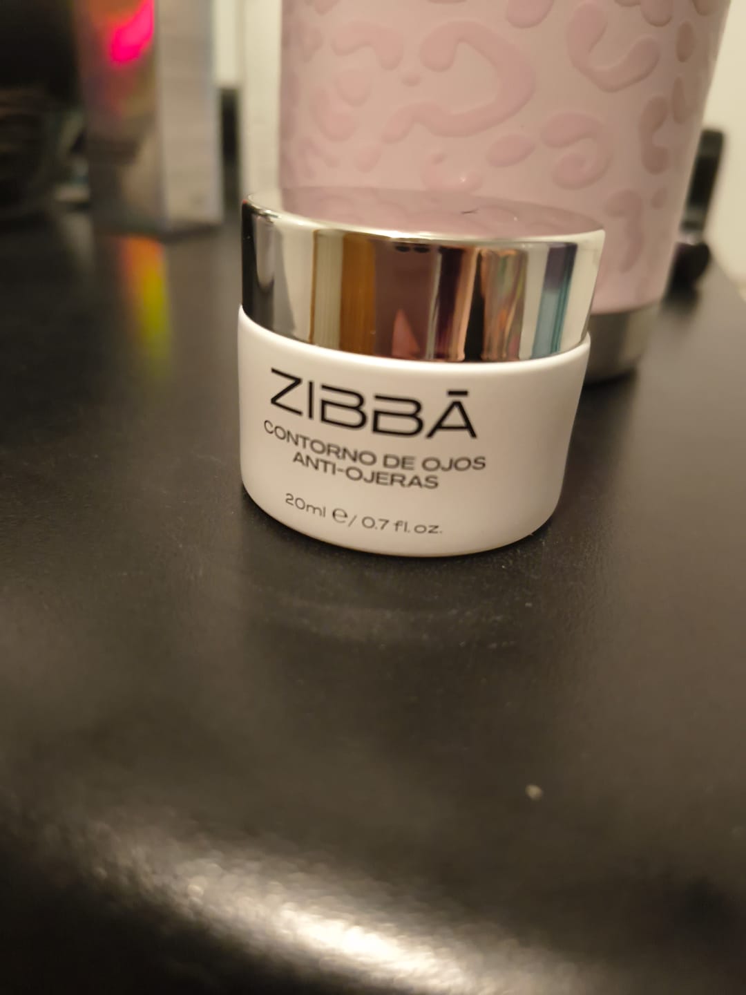 Customer photo review of Contorno De Ojos Anti-Ojeras