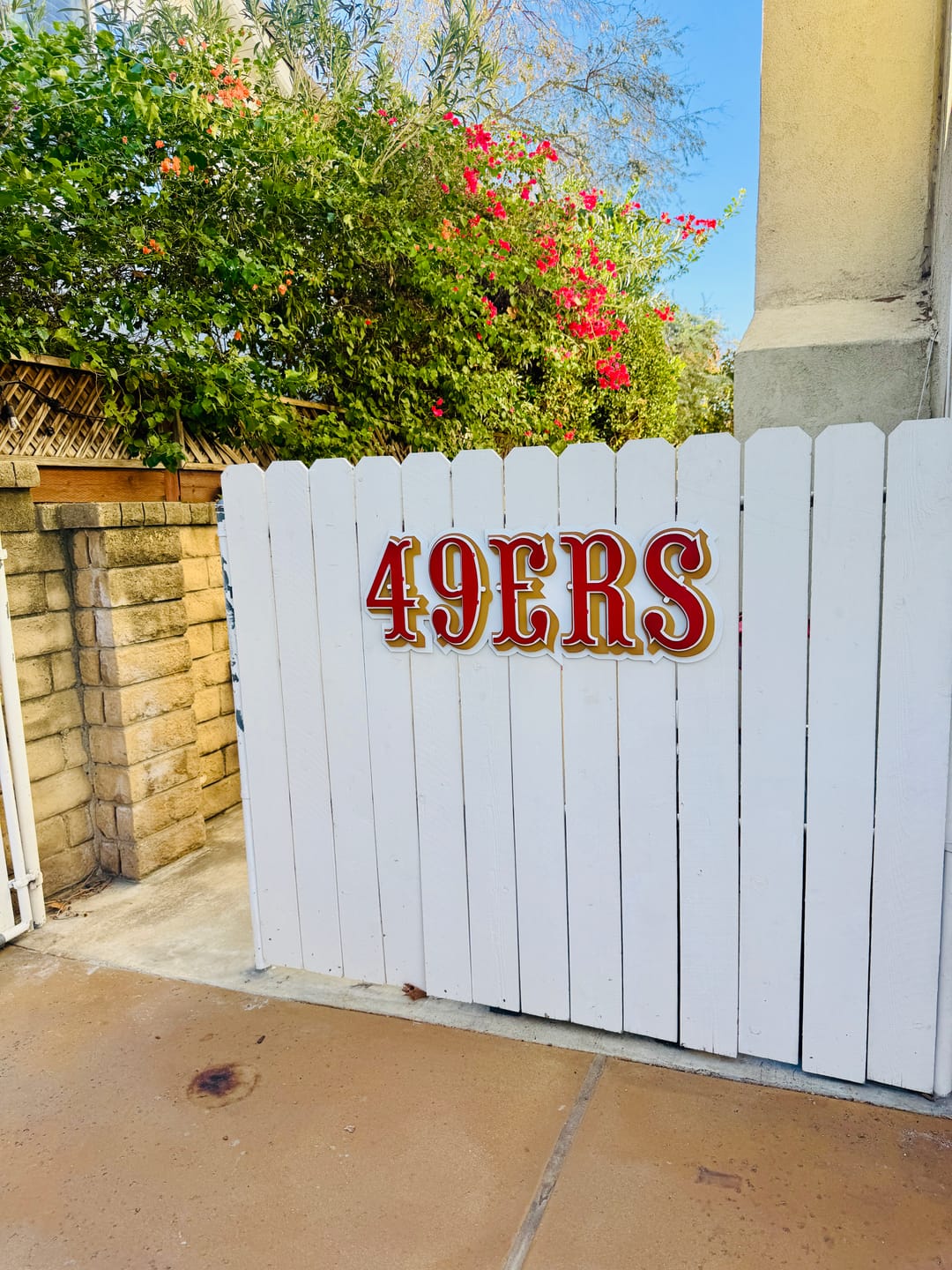 Customer photo review of San Francisco 49ers "1972-2004" 3D Vintage Metal Wall Art
