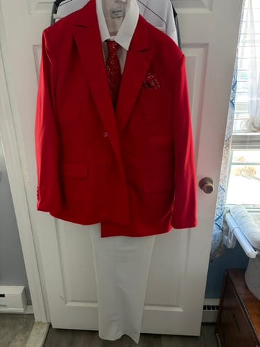 Customer photo review of Ties2you Red Heart Tie Men's Romantic Love Necktie Hanky Cufflinks Set