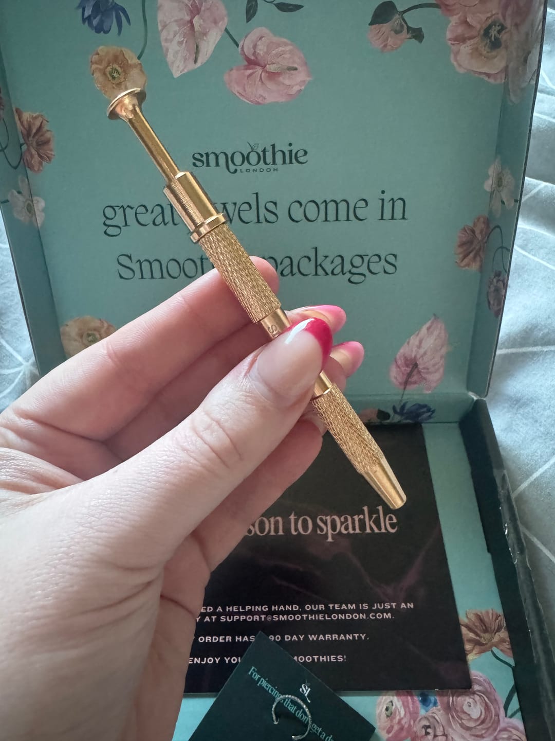 Customer photo review of Flatback Grabber tool