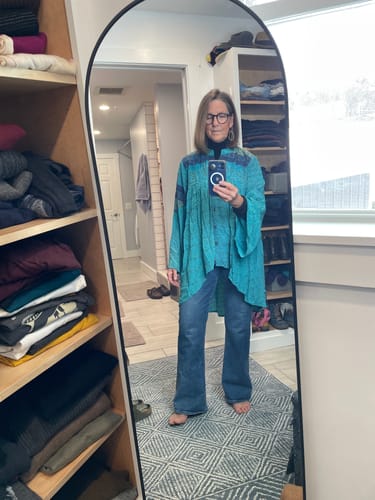 Customer photo review of Aquarius Blouse L (15600)