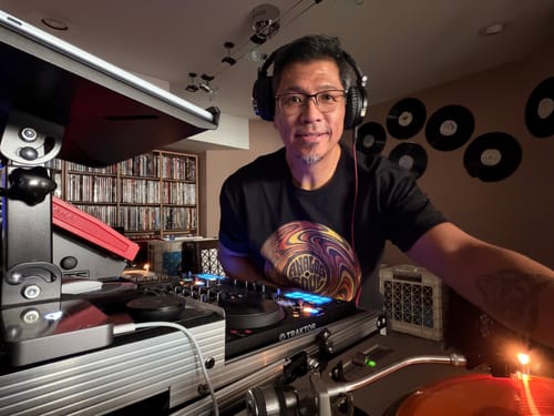 Customer photo review of Analog Soul Picture Disc T-Shirt