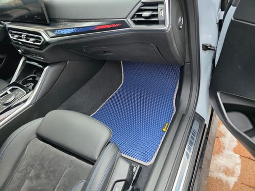 Customer photo review of Auto Fußmatten nach Maß - Komplettset