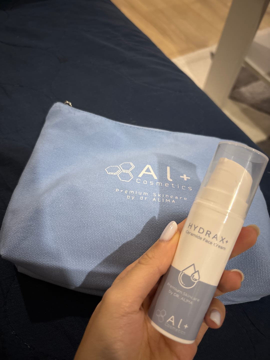 Customer photo review of HydraX+ | Бариерен крем със серамиди