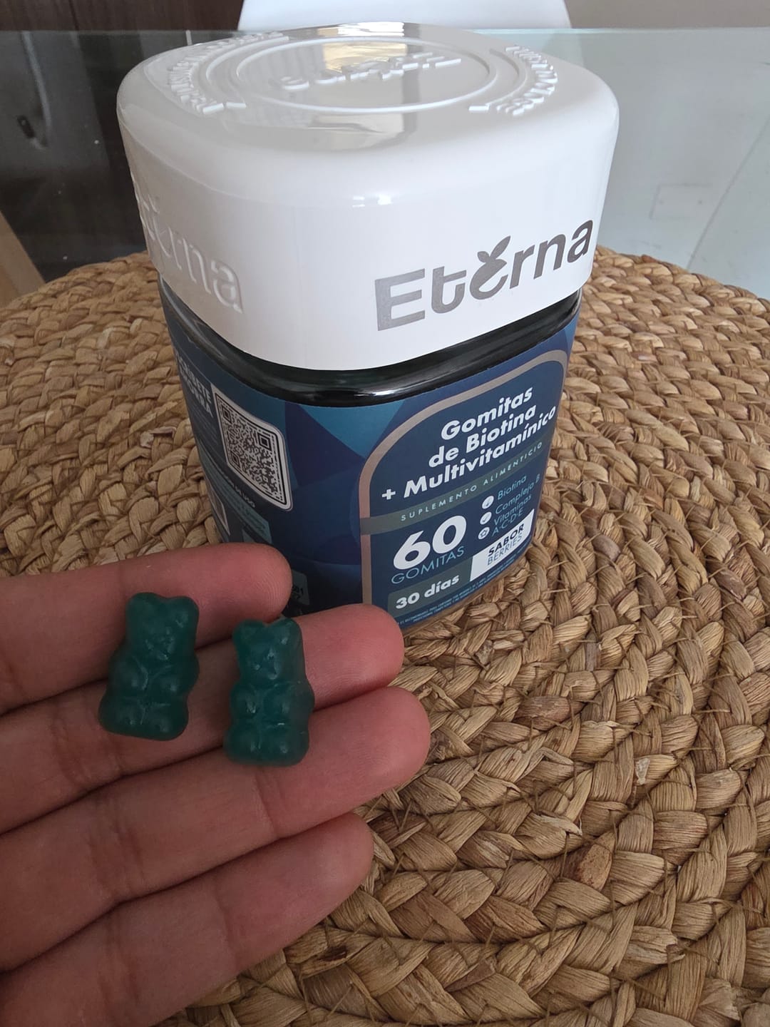 Customer photo review of Gomitas de Biotina y Multivitamínico