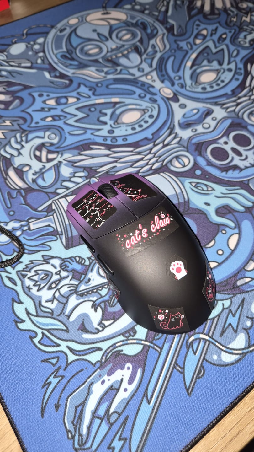 Customer photo review of Lamzu Maya X Wireless Mouse