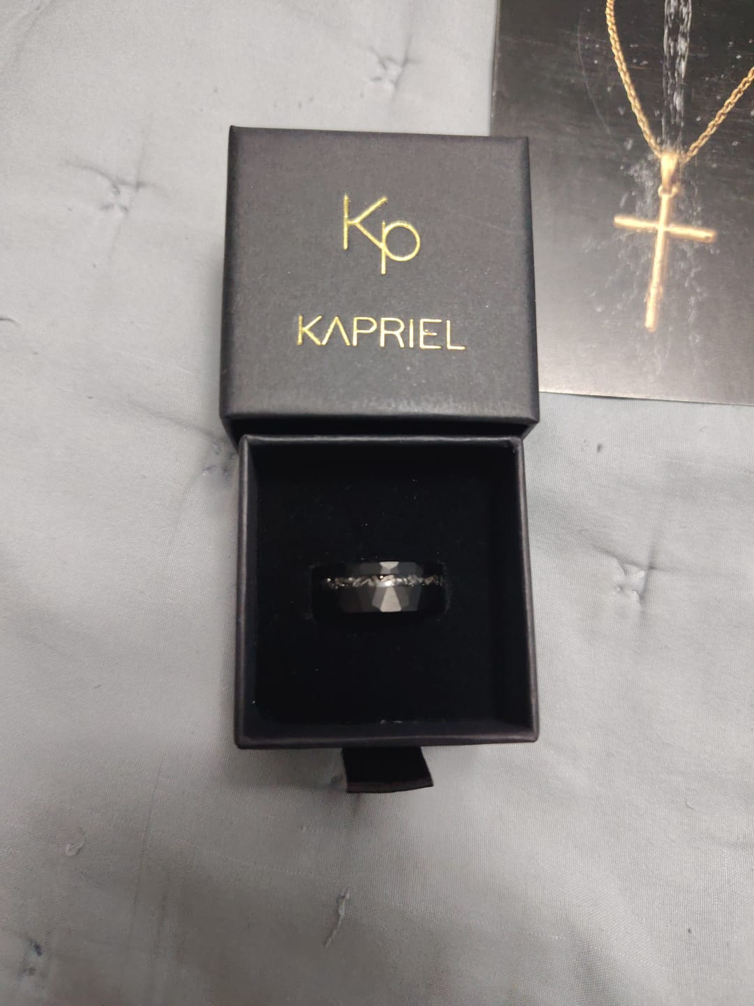 Customer photo review of Anillo Diamonds Trench Carburo de Tungsteno