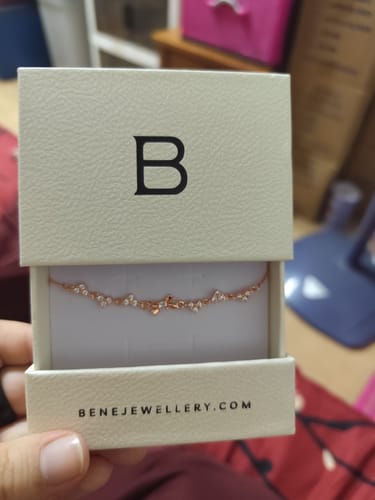 Customer photo review of Renée Bloom Bracelet