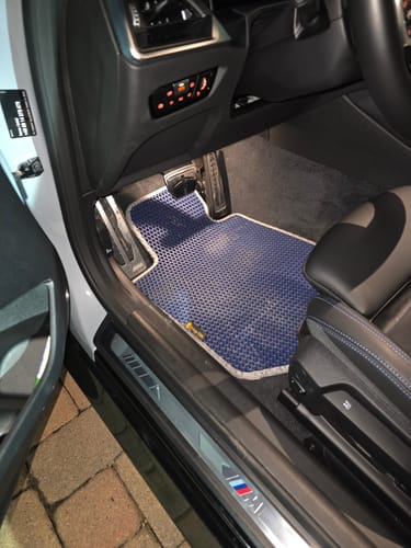 Customer photo review of Auto Fußmatten nach Maß - Komplettset