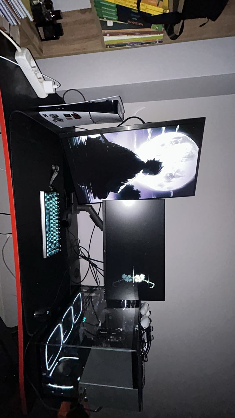 Customer photo review of Geometric Future Model 5 Bilgisayar Kasası