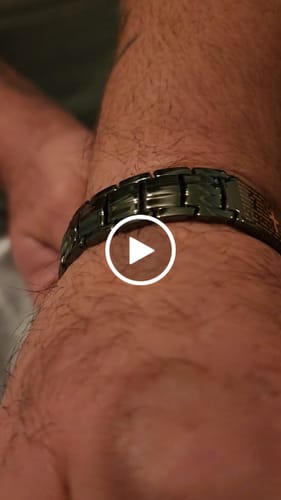 Customer video review of Power of the Lord’s Prayer Magnetic Copper Bracelet : Helps Pair Veterans With A Service Dog Or Shelter Dog