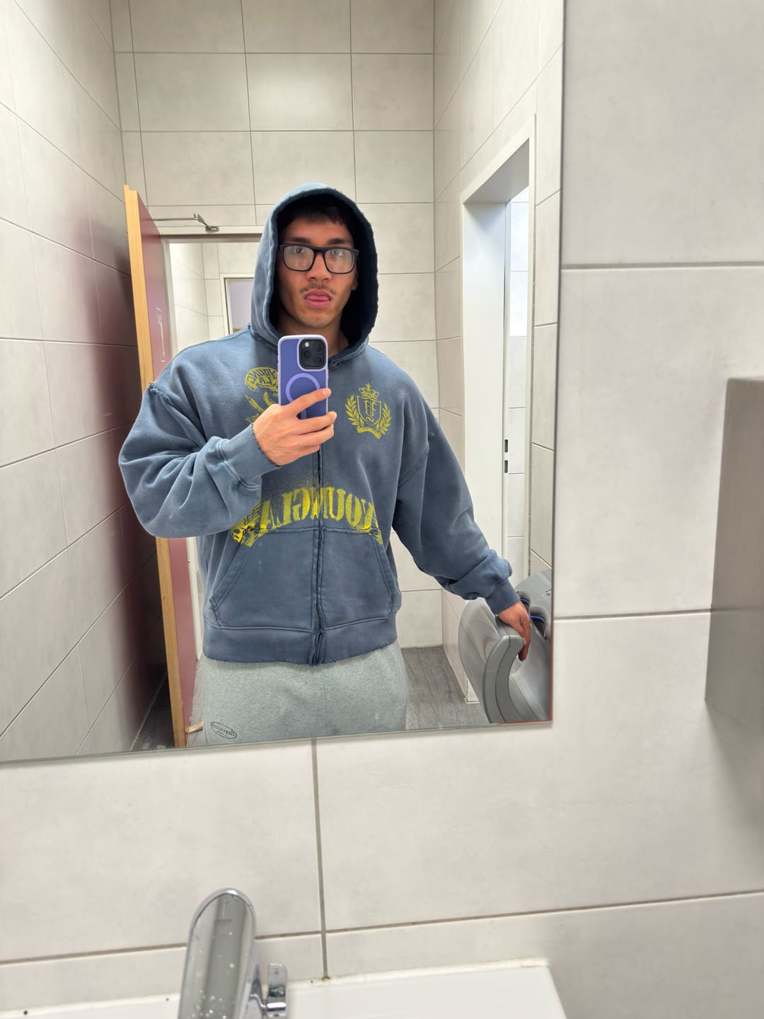 Customer photo review of 5222 - Ghost Zip-ups