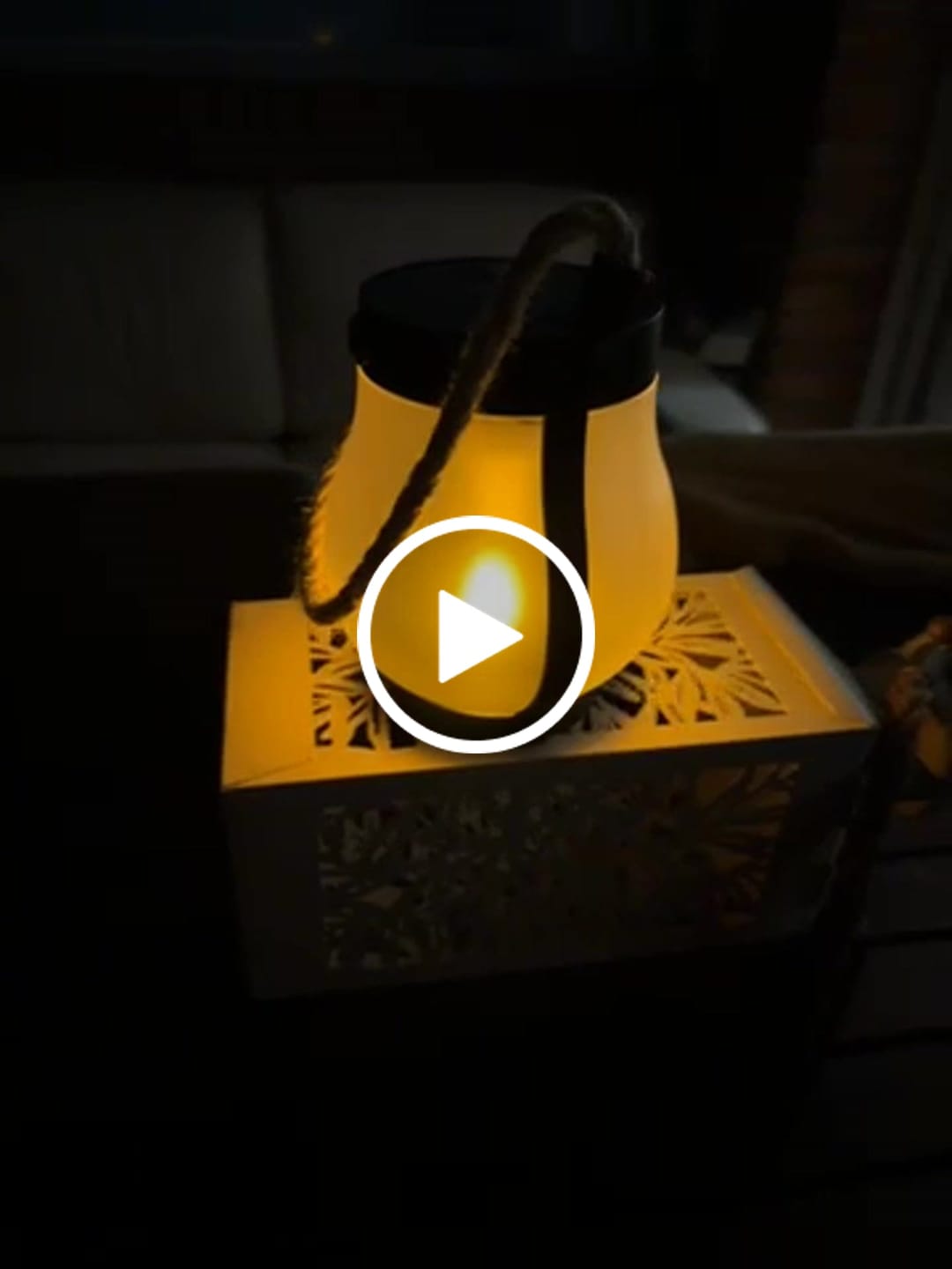 Customer video review of LlamaViva | Farol con Efecto de Fuego Realista