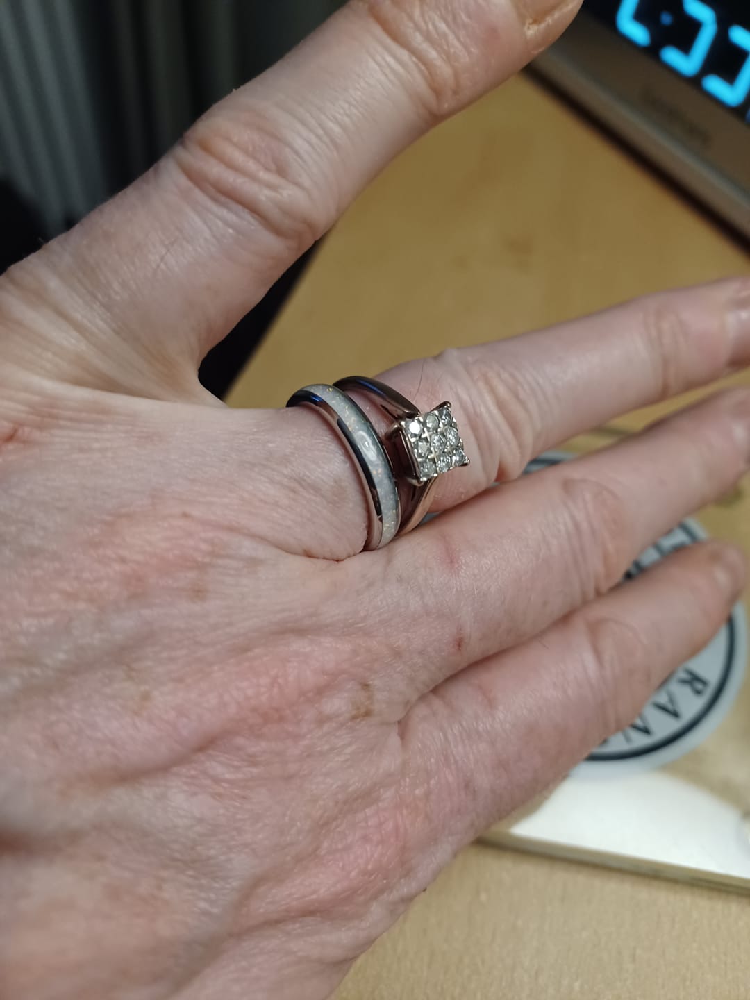 Customer photo review of Vulcan Mirror 8mm Wonder Ring