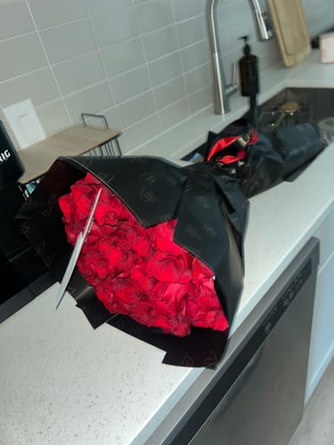 Customer photo review of Red Rose Bouquet