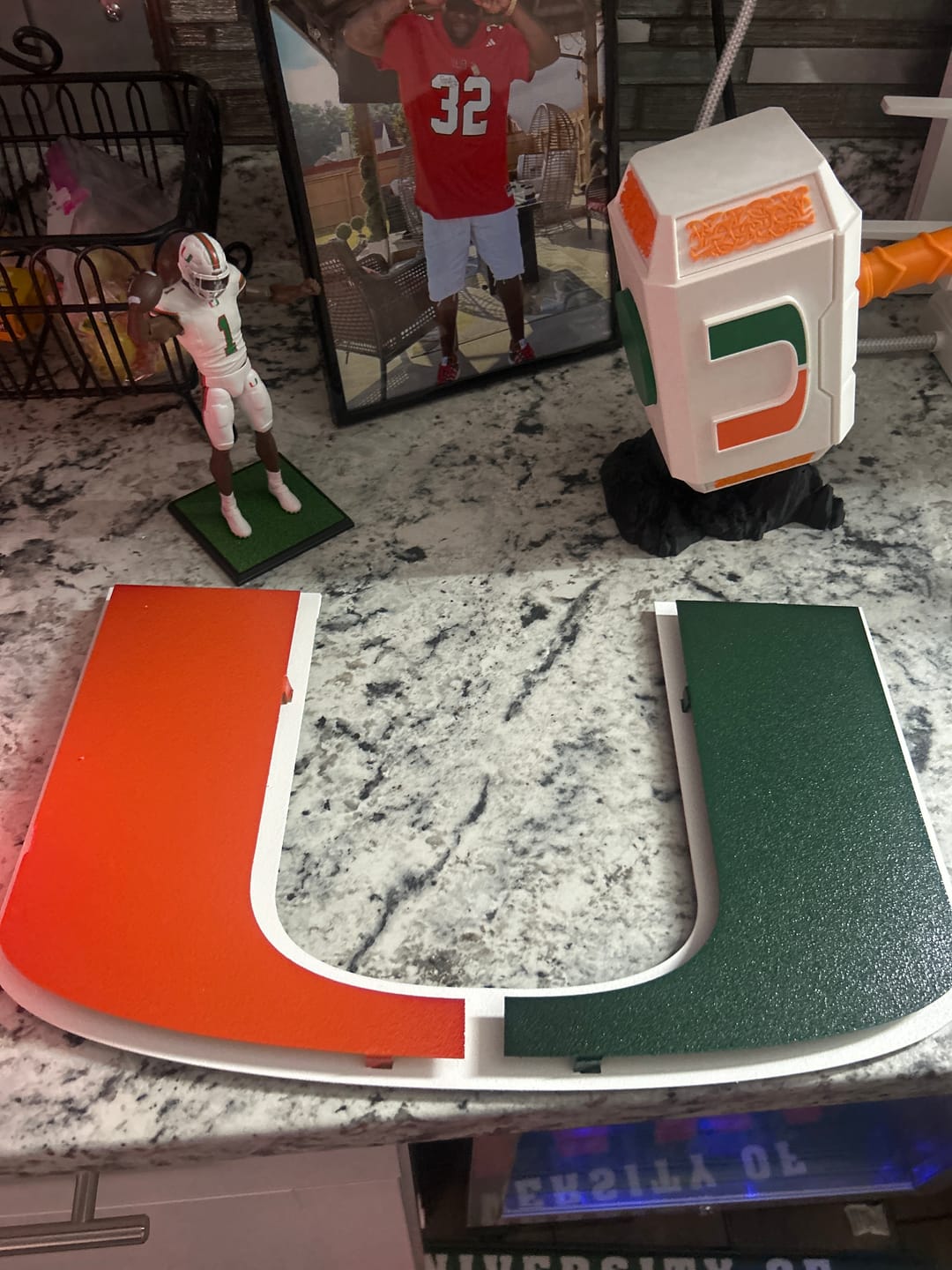 Customer photo review of Miami Hurricanes "U" 3D Vintage Metal Wall Art
