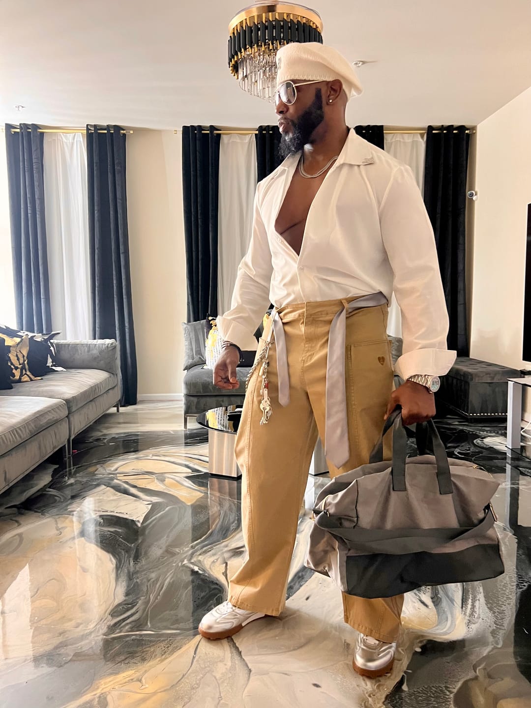 Customer photo review of Aelfric Eden Baggy Barrel Pants