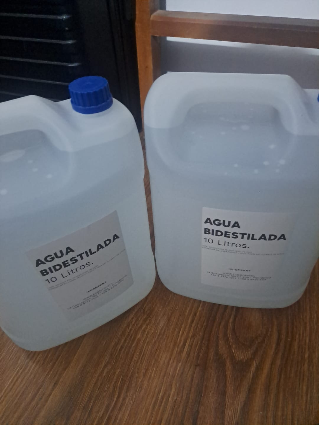 Customer photo review of Agua calidad Bidestilada - Para equipos médicos