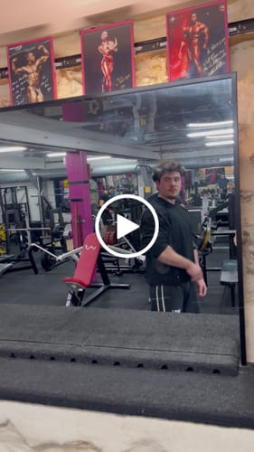 Customer video review of Tshirt Oversize LS "Obsidian"