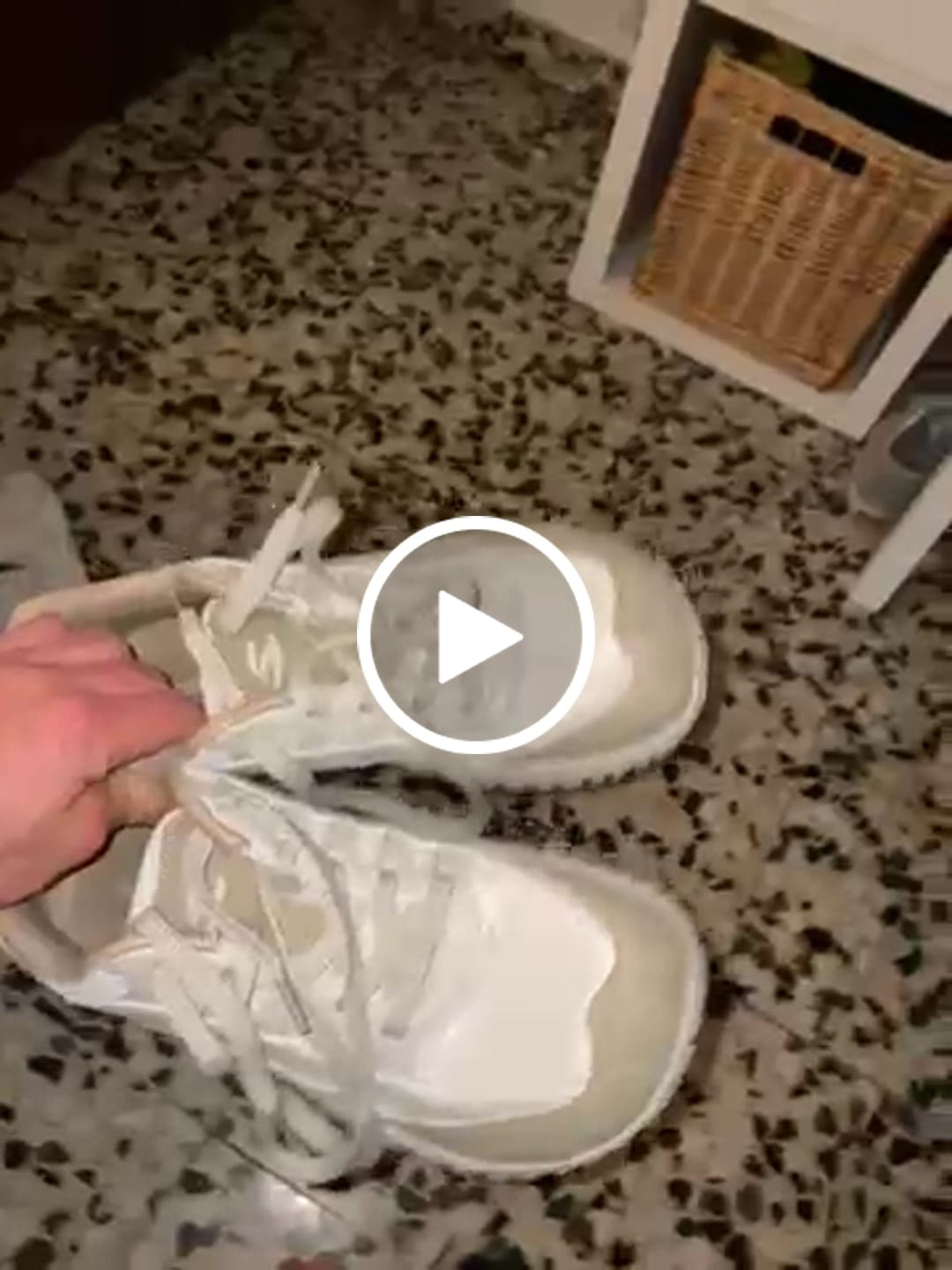 Customer video review of Crest - Zapatos De Punta Ancha