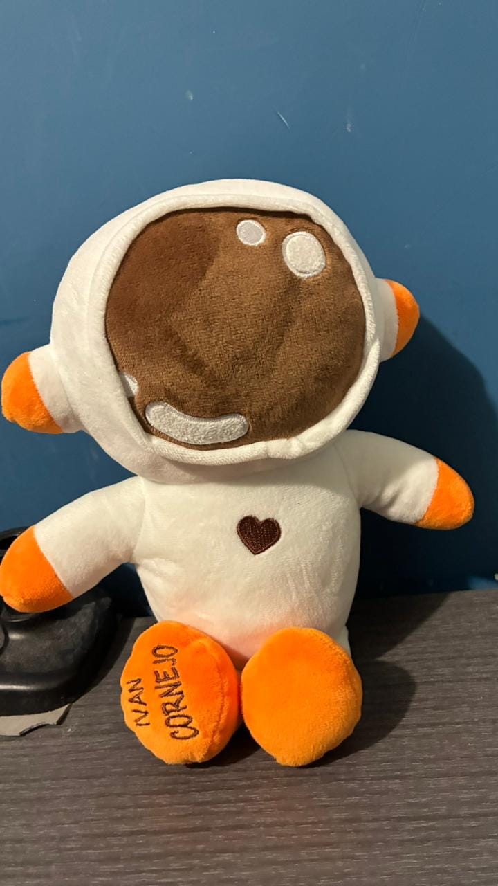 Customer photo review of Peluche Ivan Cornejo