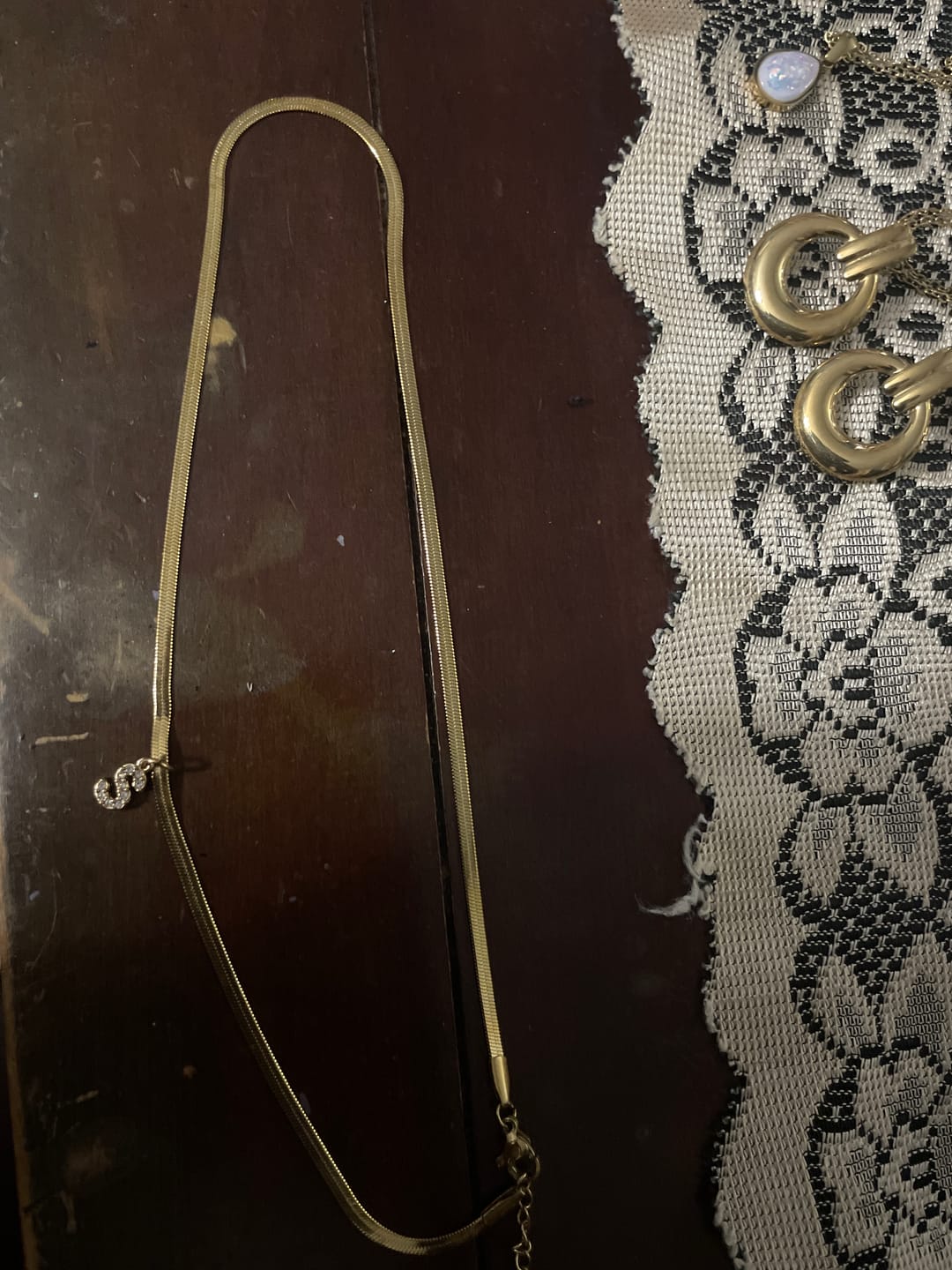 Customer photo review of Melly Initial Herringbone Necklace (Bundle)