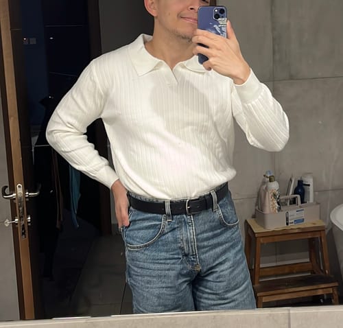 Customer photo review of SUWON V-Neck Polo